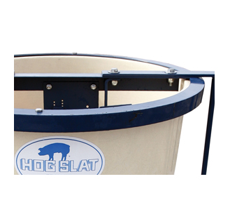 hog slat round feeder top angle 